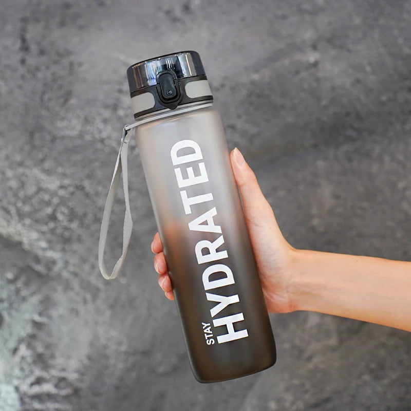 1pc 1000ml large capacity transparent plastic water bottle with cap and handle, multiple colors available, suitable for outdoor,