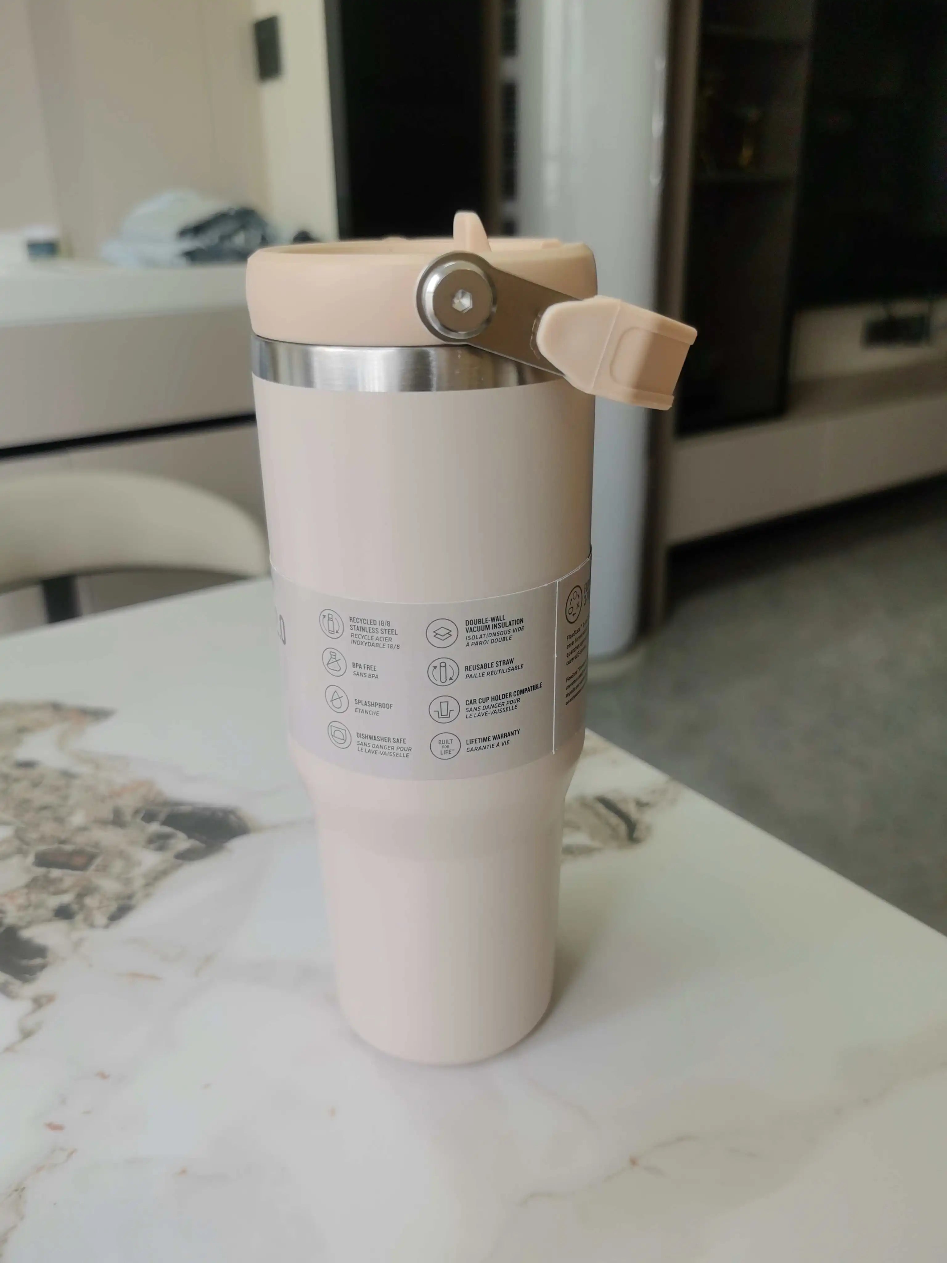 30 oz vacuum insulated mug, double-layer insulation, stainless steel sports water bottle, suitable for hot and cold drinks